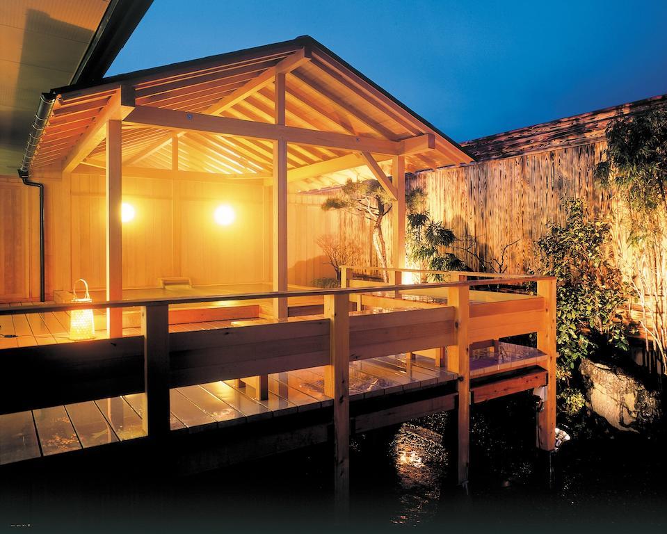Akita Onsen Plaza Hotell Eksteriør bilde