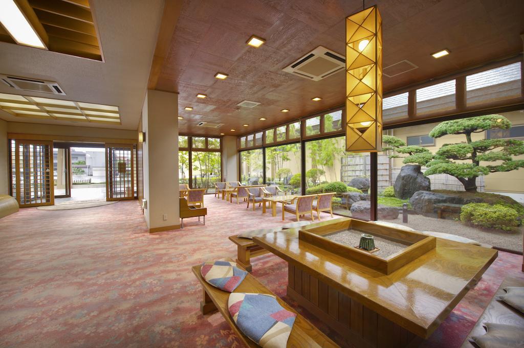 Akita Onsen Plaza Hotell Eksteriør bilde